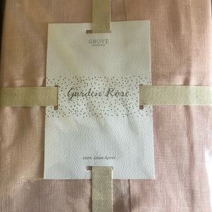Grove Collaborative Limited Edition linen apron